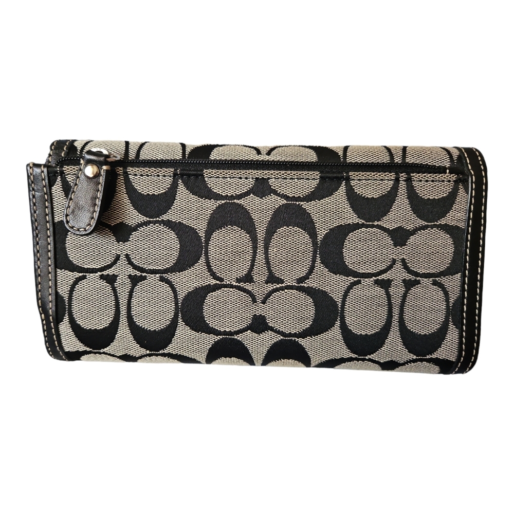 Coach Wallet - Picture 2 of 9